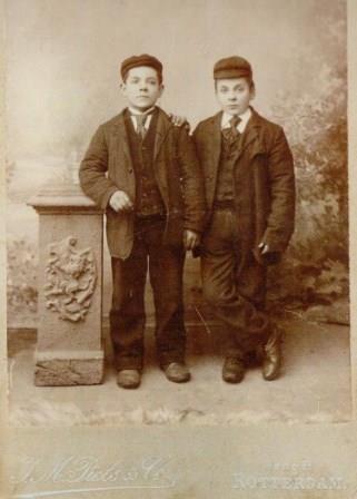 Erminio e Amabile Donati, Rotterdam 1899